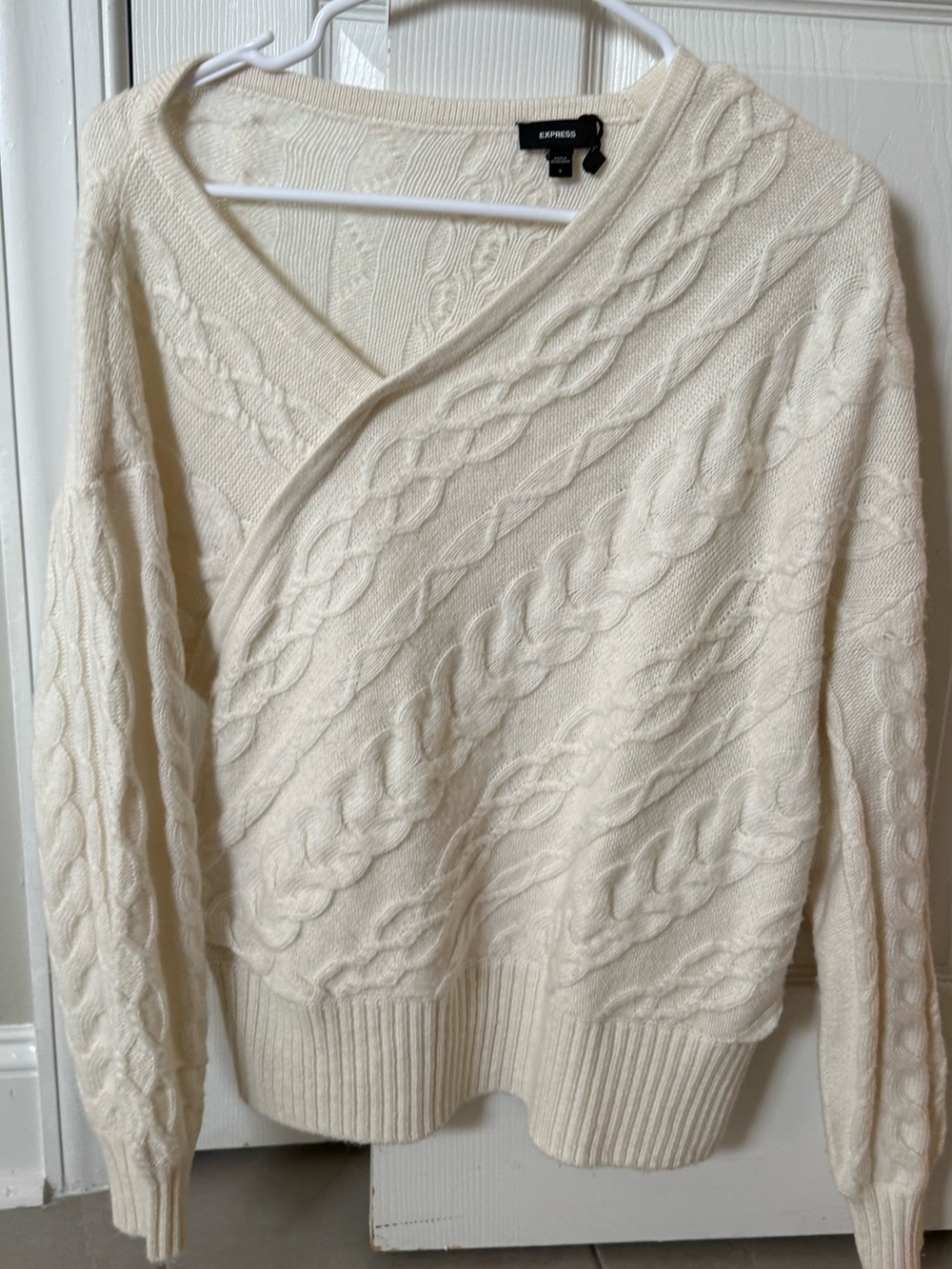 Express Cream Cable-Knit V-Neck Sweater